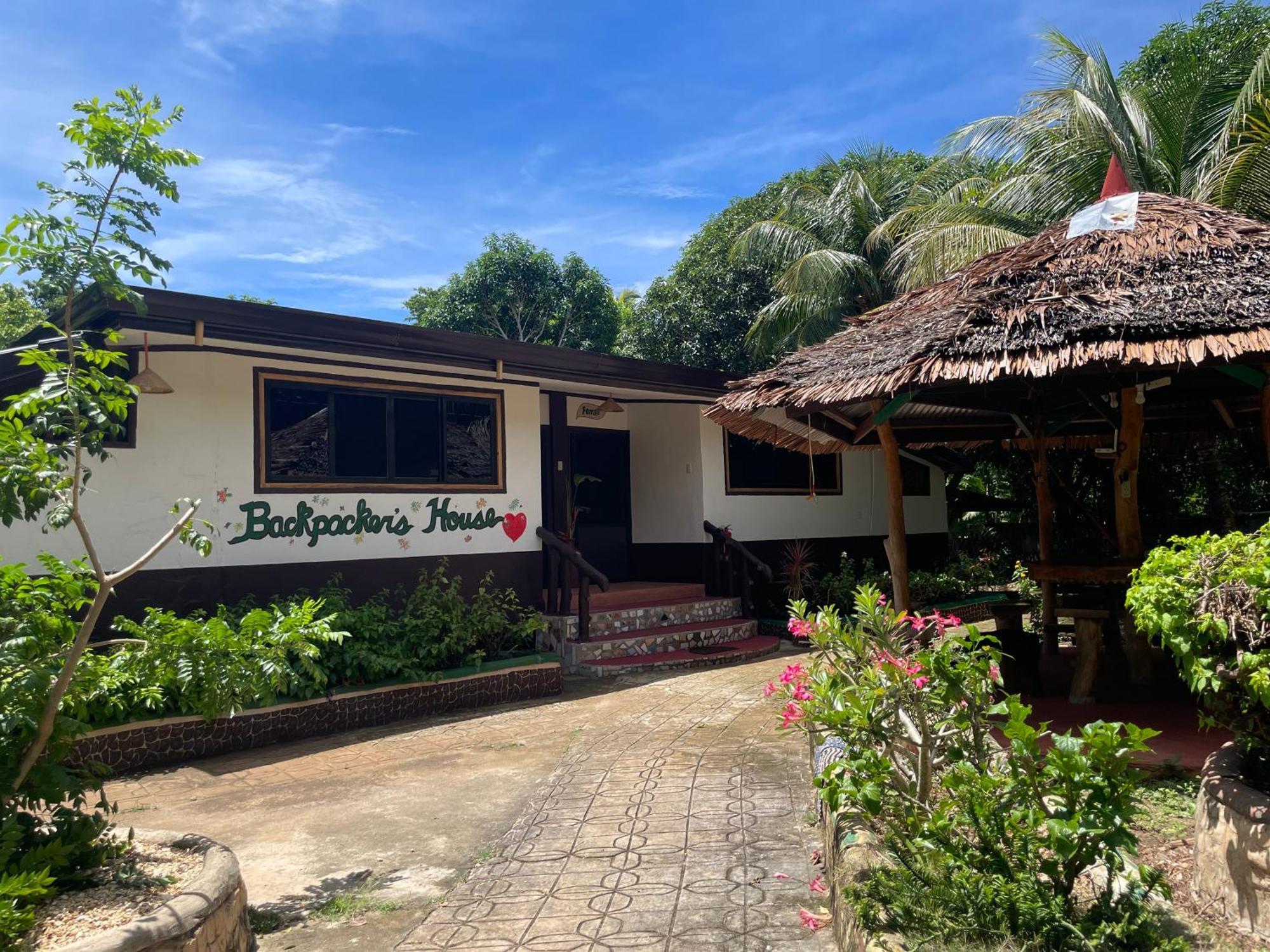 Chelle'S Guesthouse And Backpackers シキホール エクステリア 写真