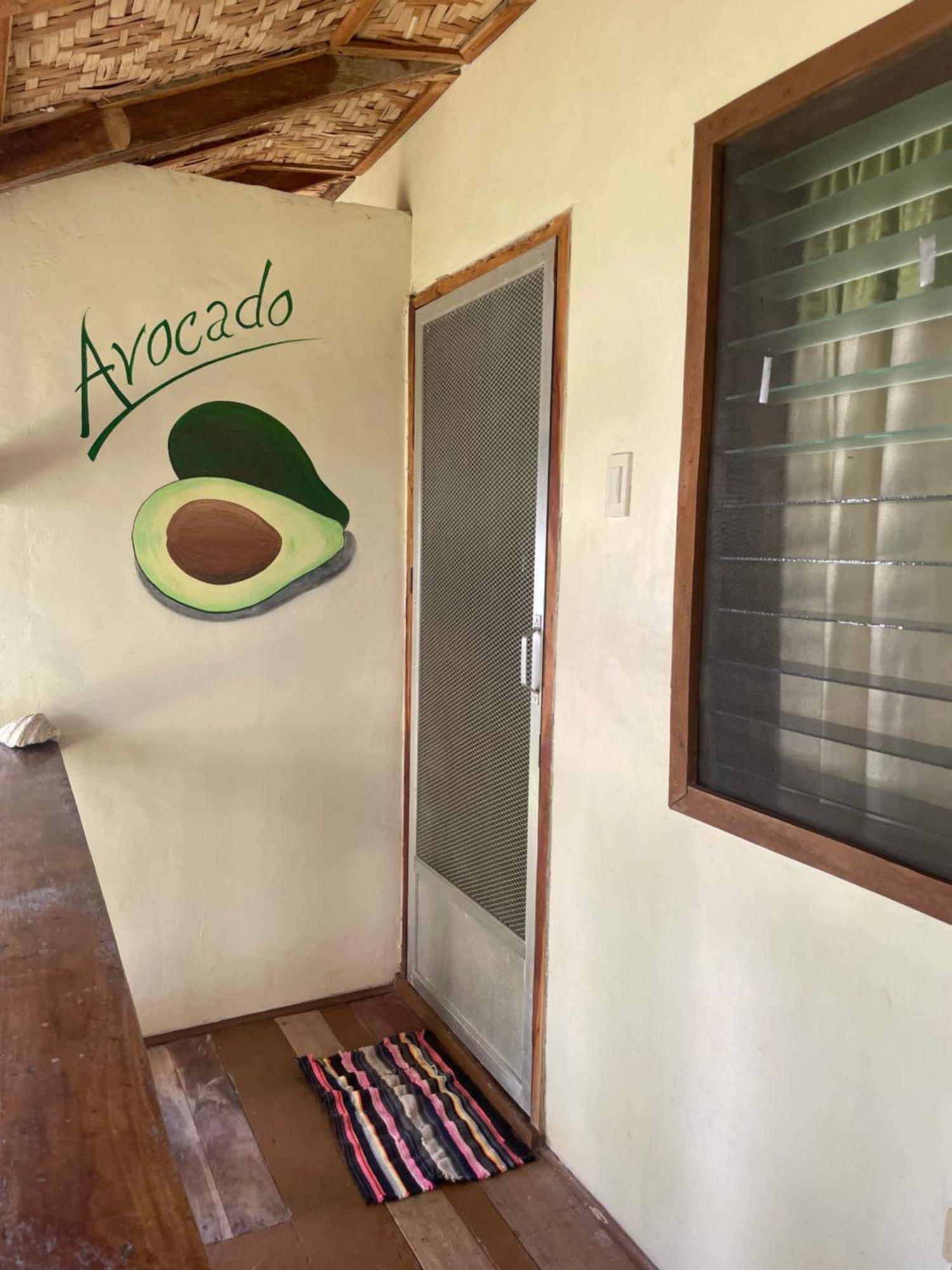 Chelle'S Guesthouse And Backpackers シキホール エクステリア 写真